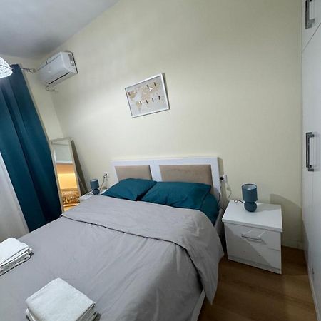 Altair Apartment Тирана Екстер'єр фото