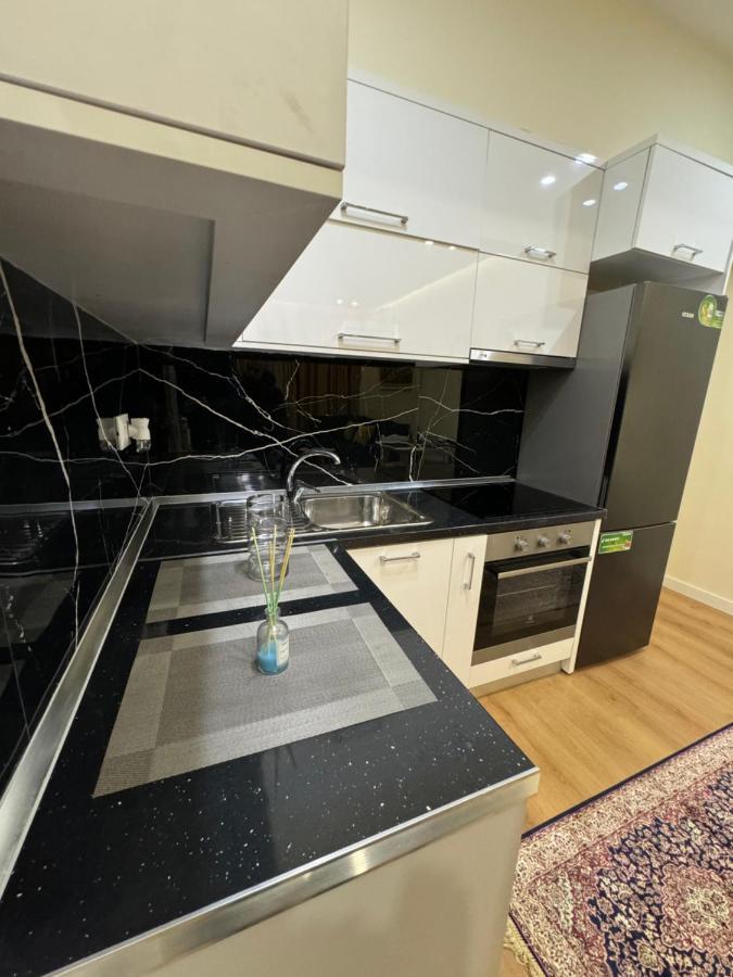 Altair Apartment Тирана Екстер'єр фото