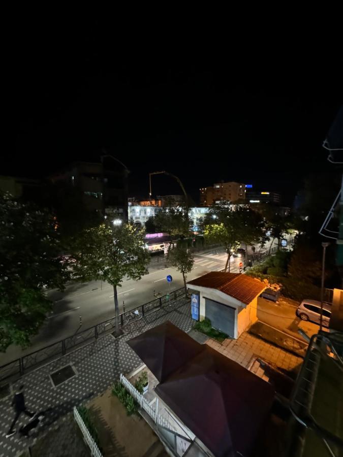 Altair Apartment Тирана Екстер'єр фото